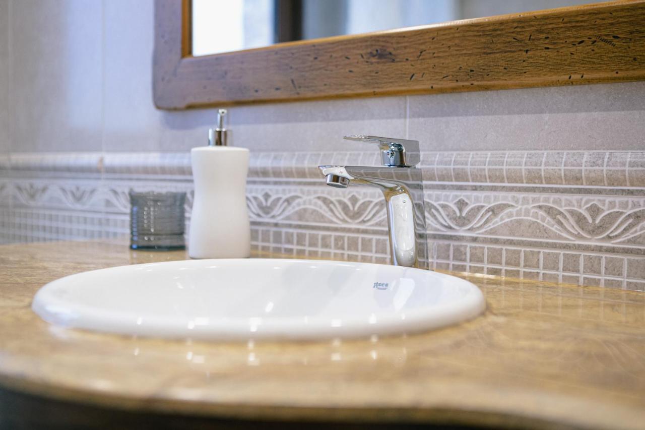 Alojamiento Urabain Apartman Allo Kültér fotó