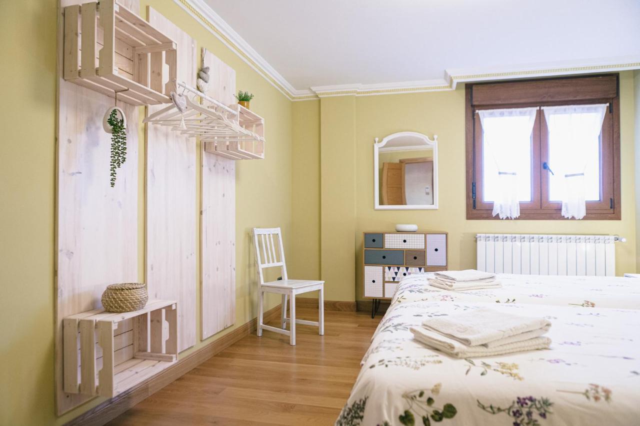 Alojamiento Urabain Apartman Allo Kültér fotó
