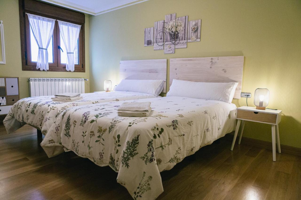 Alojamiento Urabain Apartman Allo Kültér fotó