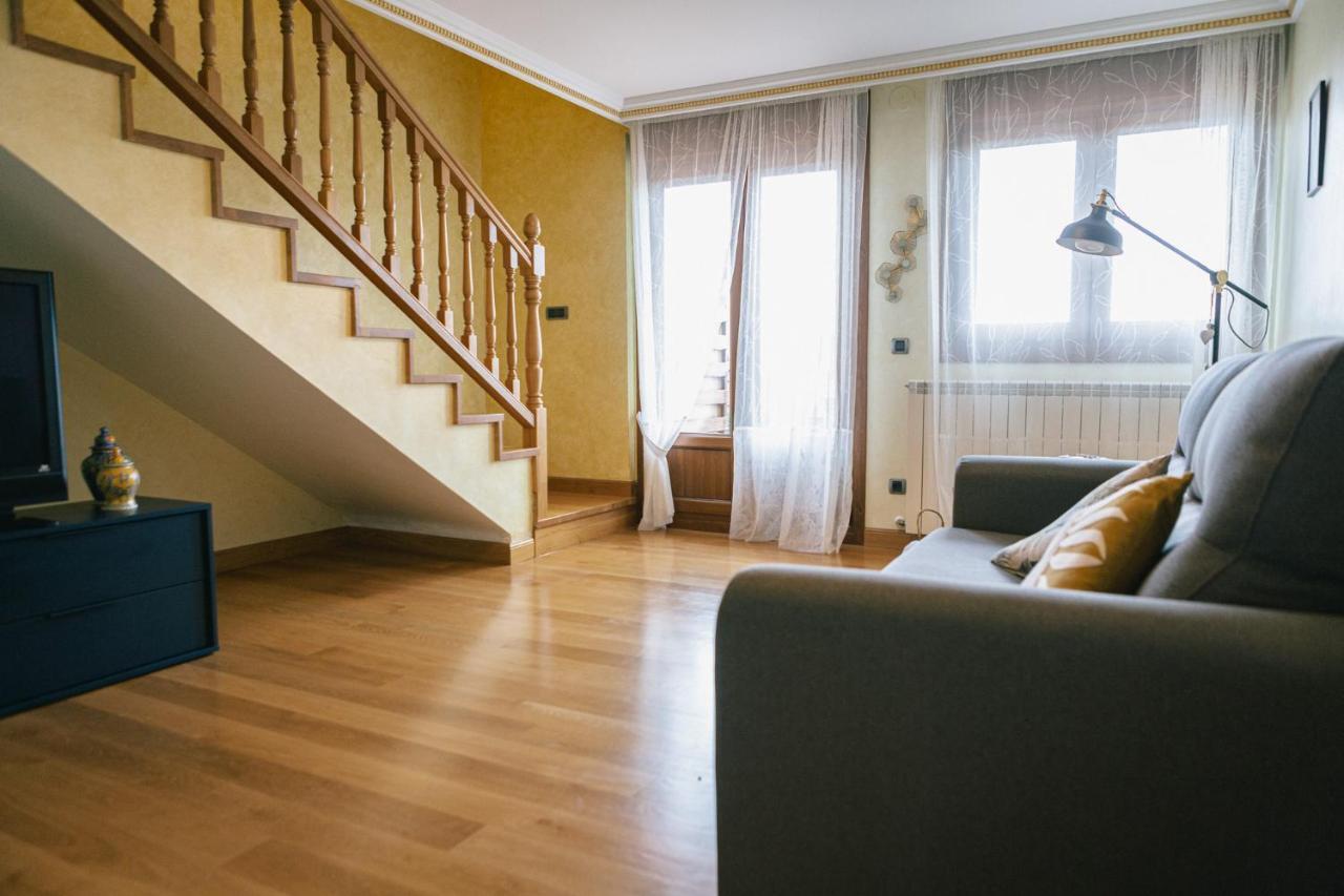 Alojamiento Urabain Apartman Allo Kültér fotó